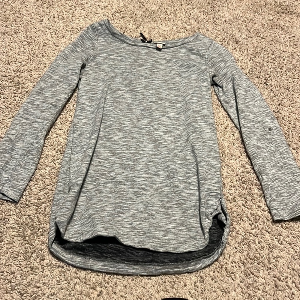 Merona tunic. Long sleeve with roll button feature to roll up to 3/4 length.